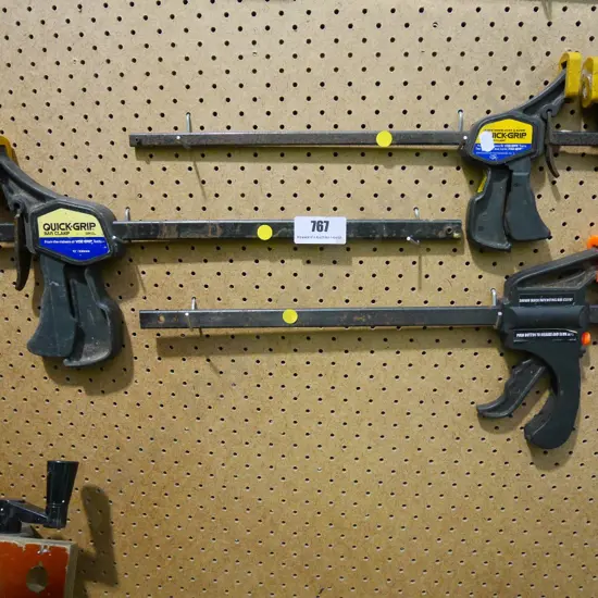 3 quick release clamps - yellow dots