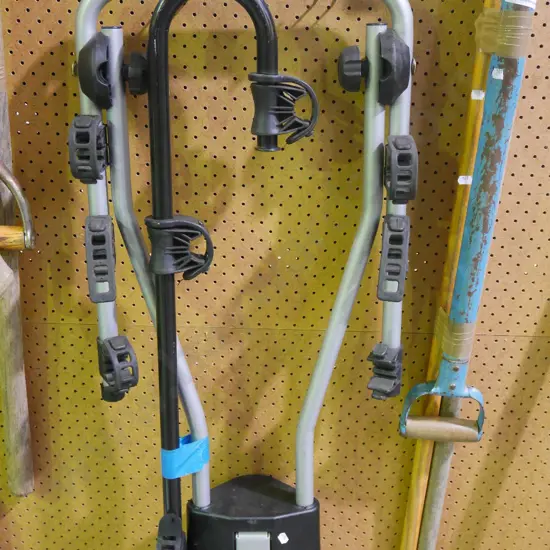 Thule tow ball mounted 3 bike - bike rack