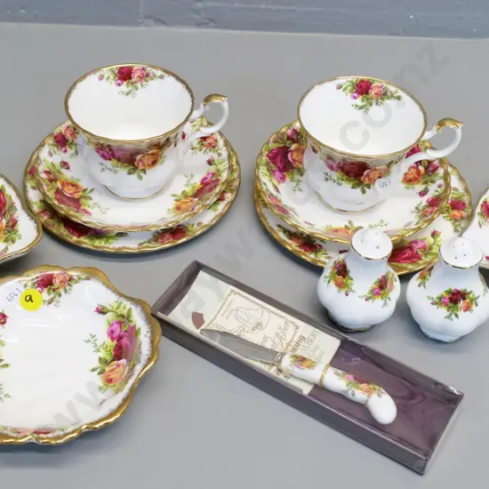 Royal Albert Old Country Roses items - 2 trios, 2 sweet dishes, pepper & salt, butter knife