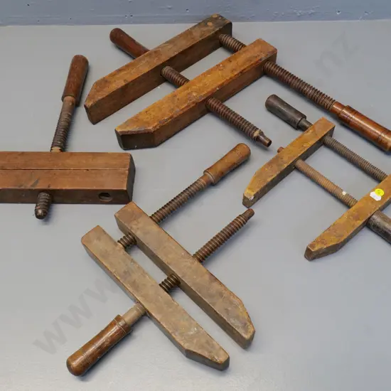 4 vintage wooden screw clamps, some loose joints, one is missing a shaft - largest is L-360