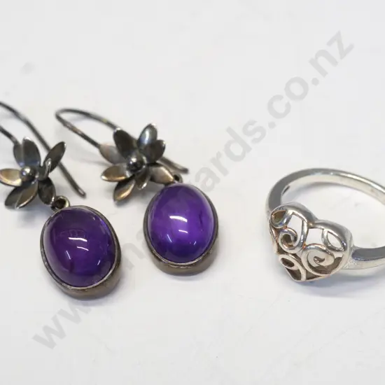 silver ring stamped 925 & pair of amethyst earrings stamped 9256