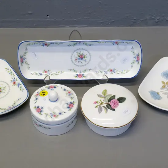 5 pieces of Wedgwood dressing table china - 3 Rosedale pattern, one Ice Rose, one Hathaway Rose