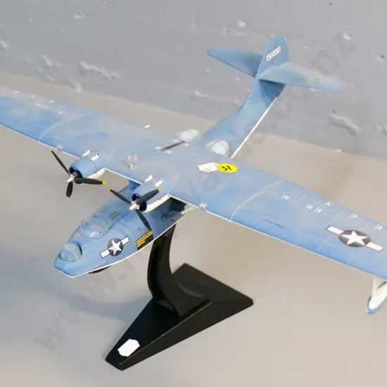 Corgi Aviation Archives Catalina 1:72 scale model aeroplane with metal stand - L-280 Wingspan 420