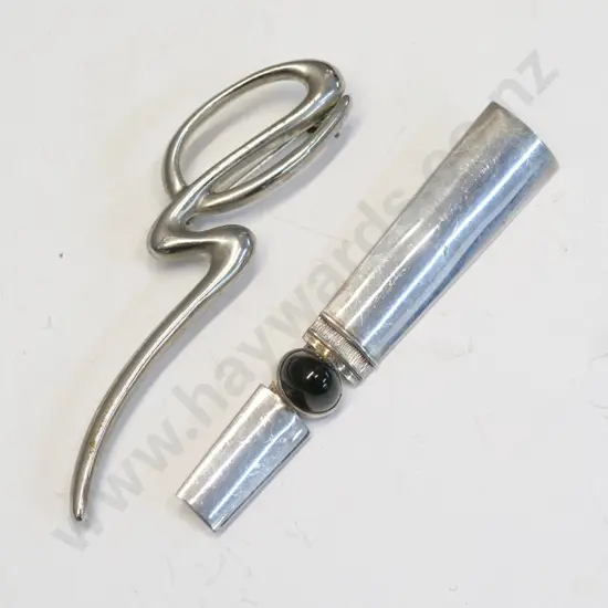 2 silver brooches