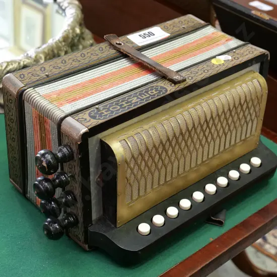 vintage Hohner button accordion - bass notes have a bit of burbling