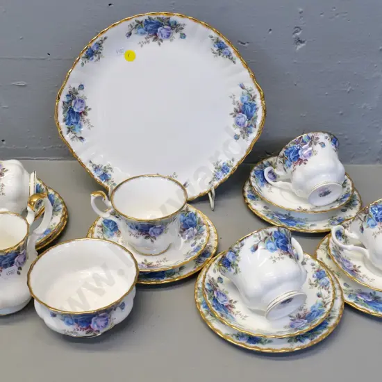 Royal Albert Moonlight Rose 21-piece tea set