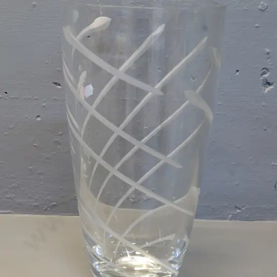 heavy spiral incised Bohemia crystal vase H-300 D-160 at rim