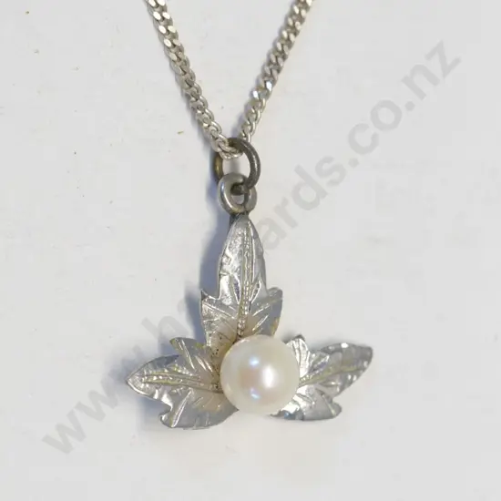 leaf necklace with cultured pearl stamped sterlng