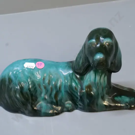 Blue Mountain Pottery spaniel dog H-140 L-240