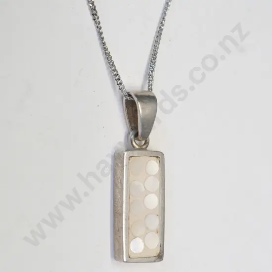 silver pendant stamped 925