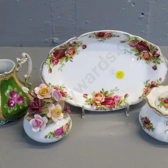 3 pieces Royal Albert Old Country Roses - lidded sugar pot, posy and biscuit plate - and a continental jug H-100
