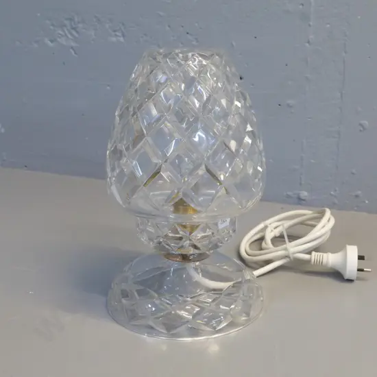 cut crystal table lamp H-270 D-160 at base