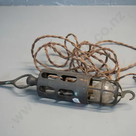 vintage brass trouble light with cord-winding centre - cord very frayed L-280 D-50