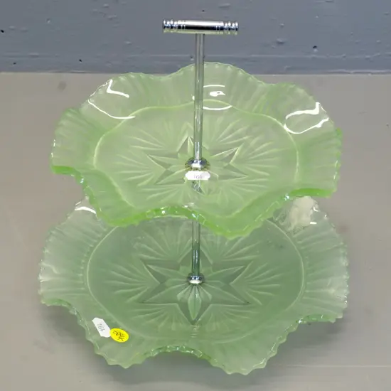frosted and cut green depression glass 2-tier cake stand H-240