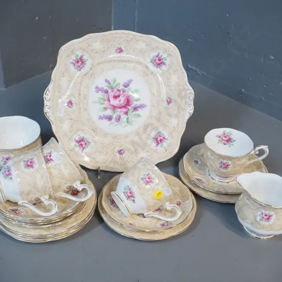 Royal Albert 'Devonshire Lace' tea set, only 4 cups, with spare saucers & plates