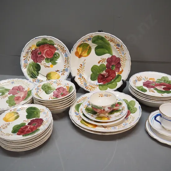 assorted Simpsons Belle Fiore dinnerware and a Royal Albert trio