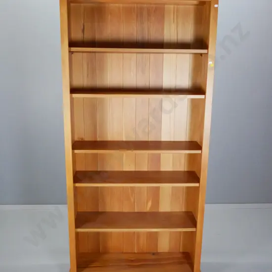 solid rimu bookcase w/1 fixed and 4 adjustable shelves, made by House of Teviot Dunedin H1820 W900 D280