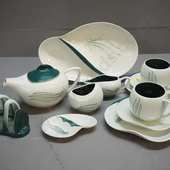 12 pieces Carlton Ware Australian design breakfast set - tea for two, toast rack - plus ashtray and dish