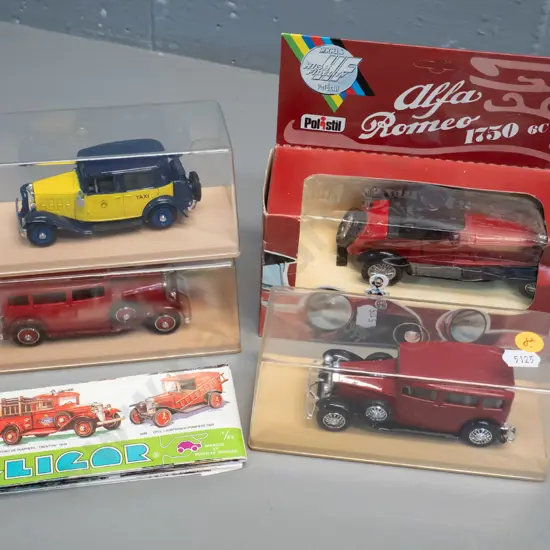 4 model vintage vehicles in original packaging: 3 Ligor and a Polistil Alfa Romeo