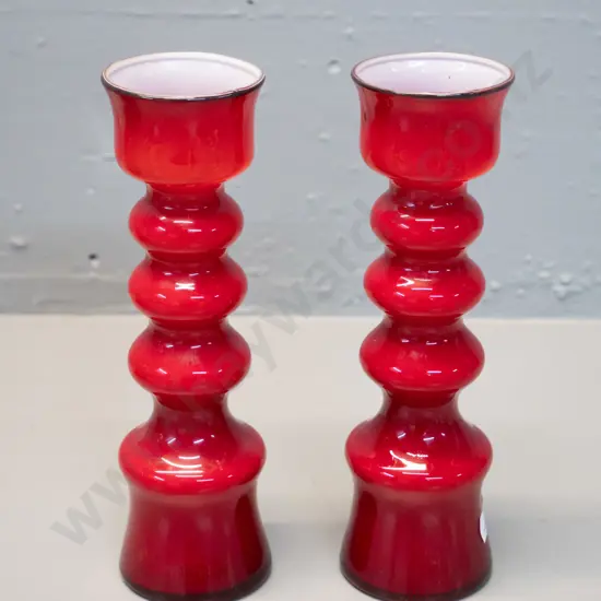 pair of red glass w/white lining candle holders H-200