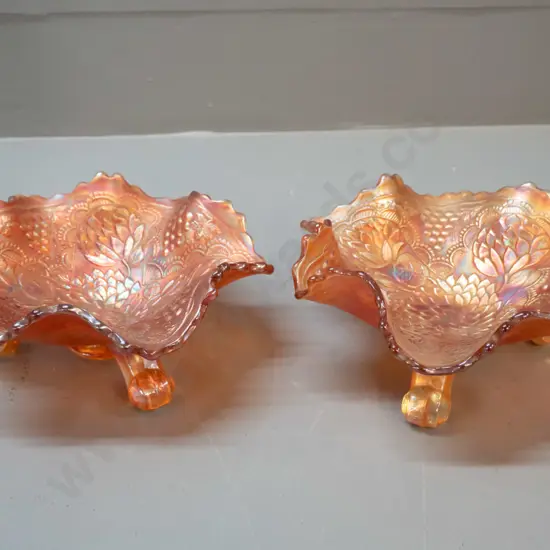 pair of marigold carnival glass 3-footed frilled rim bowls D-150