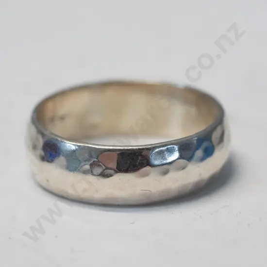 silver ring stamped 925