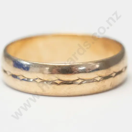 9ct gold gents ring