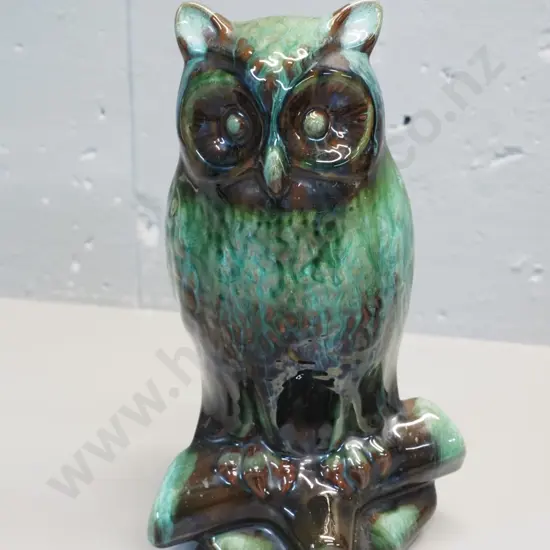 Blue Mountain pottery owl H-250