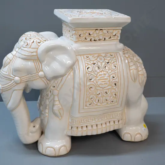 asian cream & gold porcelain large elephant plant stand H-430 L-500 W-230