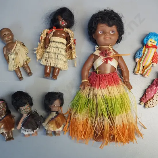8 retro plastic dolls - 5 Maori motif and 3 others. Tallest is H-300